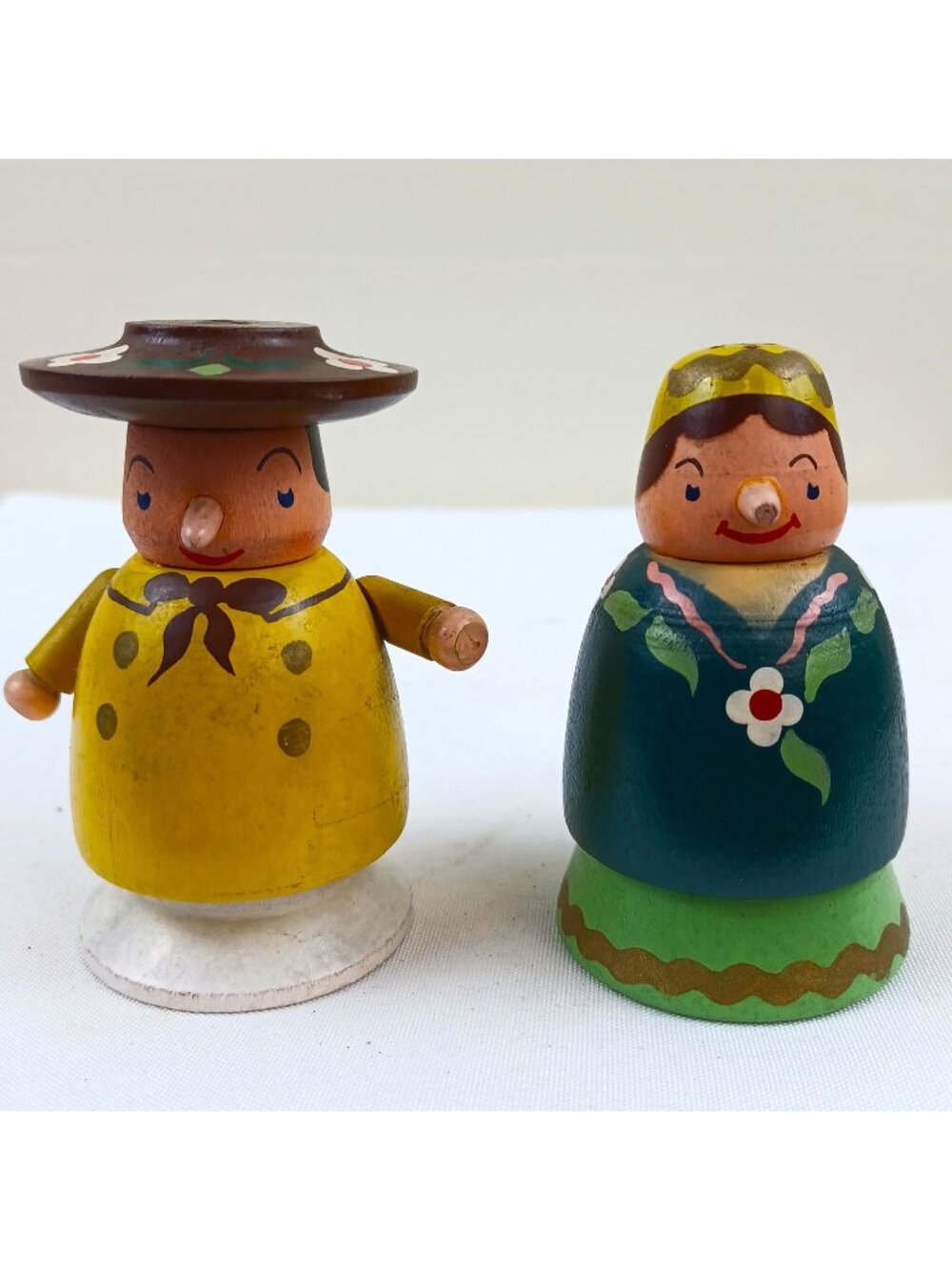 Vintage Wooden Dutch Boy Girl Salt & Pepper Shakers Hand Painted Folk Art Set